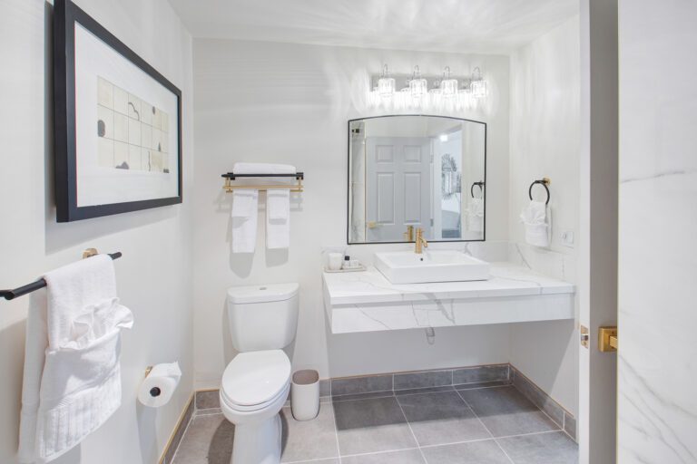 King Studio Suite - Elkotel