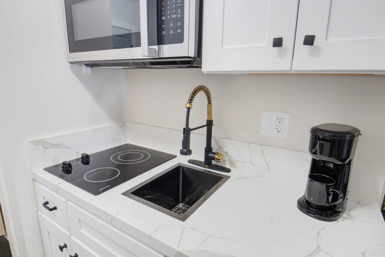 Two Double Beds Studio Suite - Elkotel