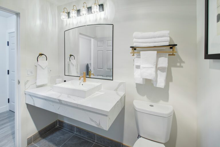 Two Double Beds Studio Suite - Elkotel